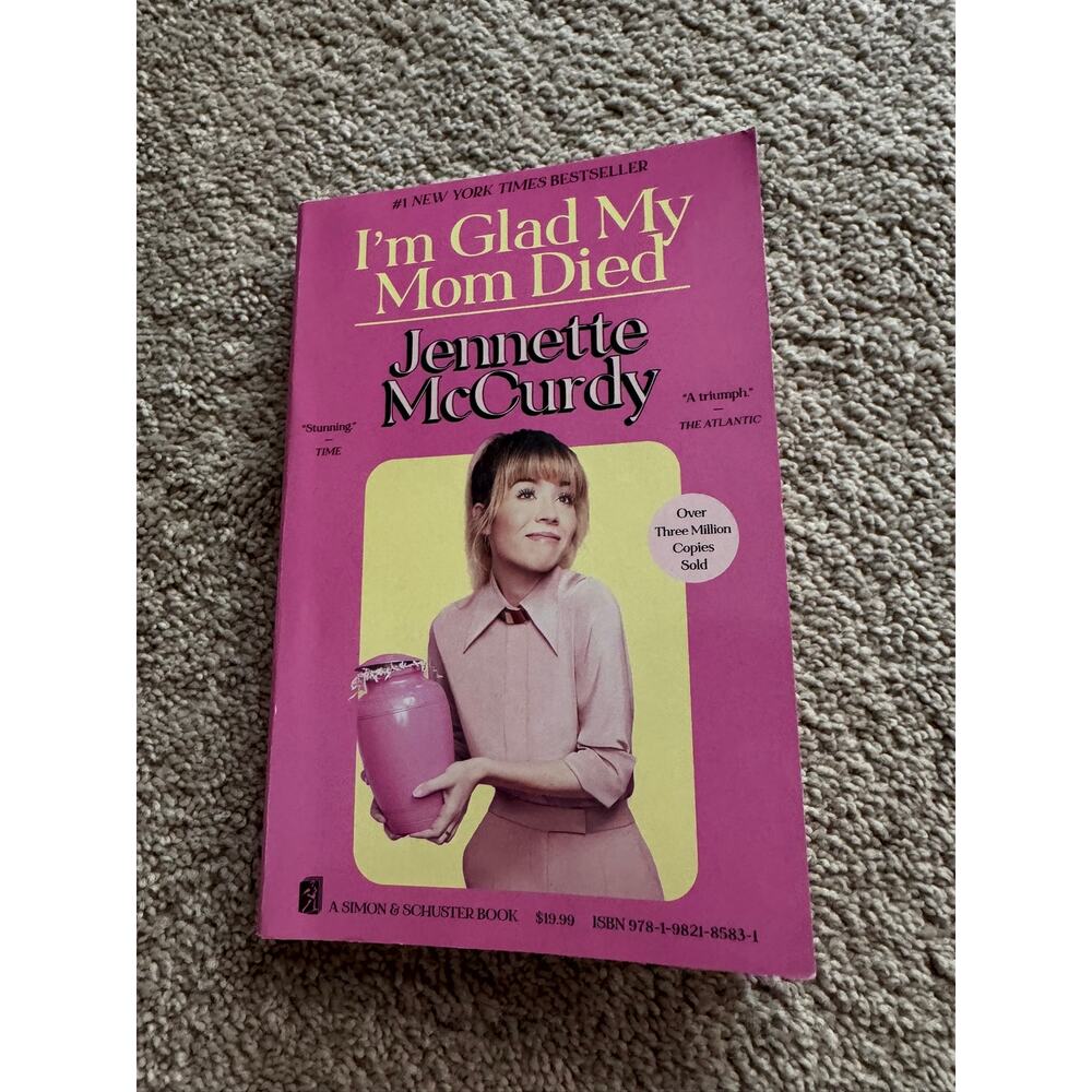 I'm Glad My Mom Died by Jennette McCurdy Paperback Copy Memoir Nonfiction